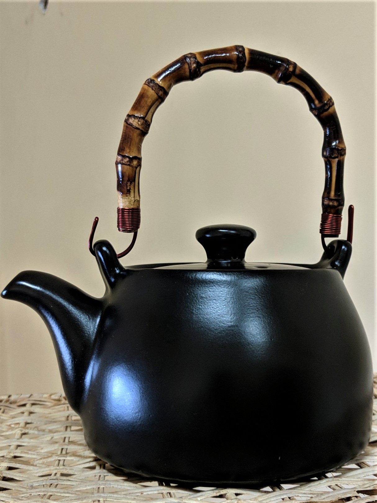 Black tea pot | CULTIVATE TASTE